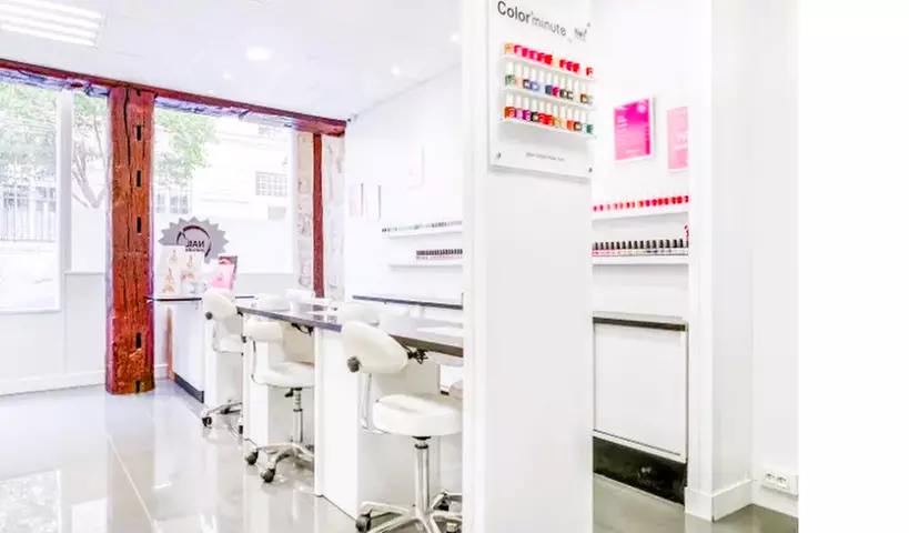 Jusqu'à 43% de remise sur Épilation à la cire chez SO BODY NAIL - Institut Body Minute