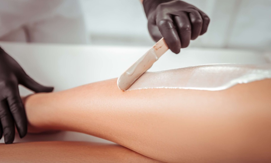 Image 3: Up to 70% Off on Waxing at SMOOTH ZONE