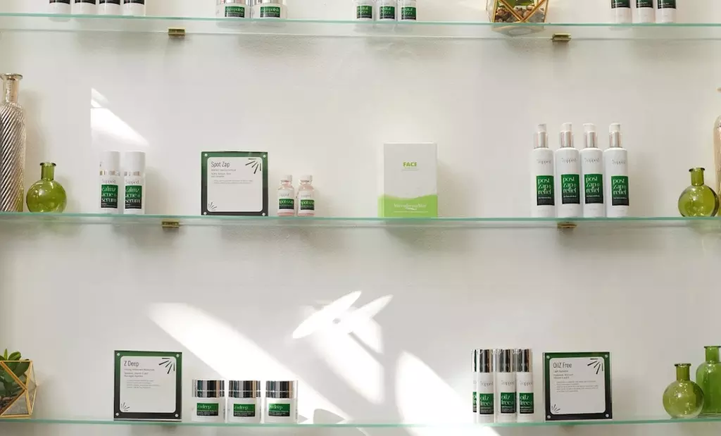 Revitalize Your Skin with 30 or 60-Minute Chemical Peels