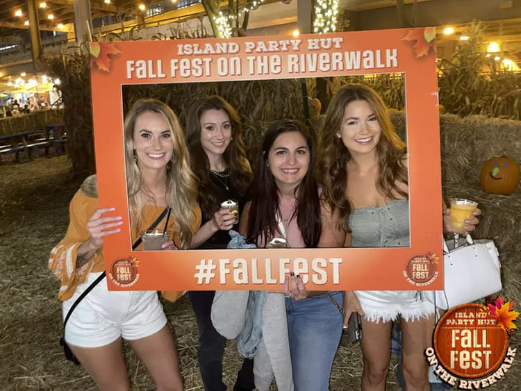 Experience the Ultimate Fall Fest on the Chicago Riverwalk with Live Music, Hayrides, and Seasonal Treats for All Ages - Primary Image