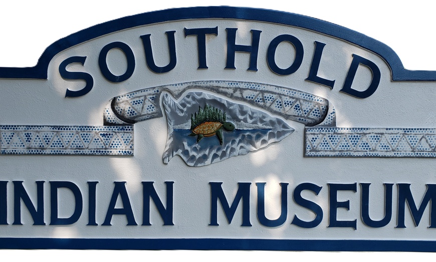 Image 1: Explore Native American Culture with Museum Admission