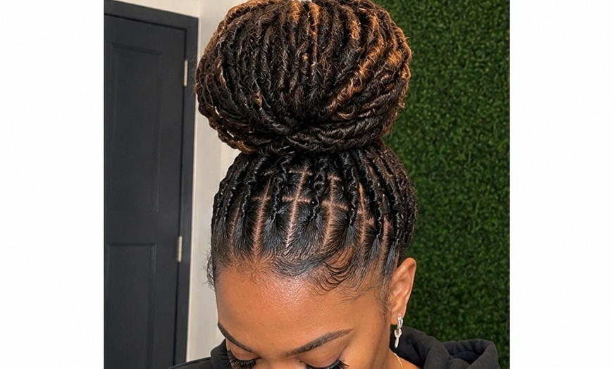 Image 5: Up to 35% Off on Salon - Hair Locking/Dreadlocks at T.W. Beauty Atelier