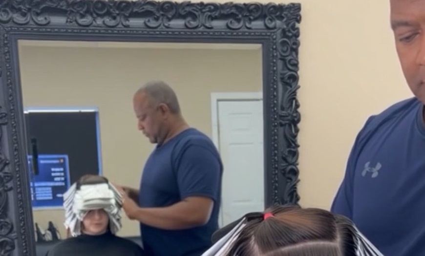 Image 4: Haircut, Conditioning, Blow-Dry & Style w/ Optional Highlight or Color