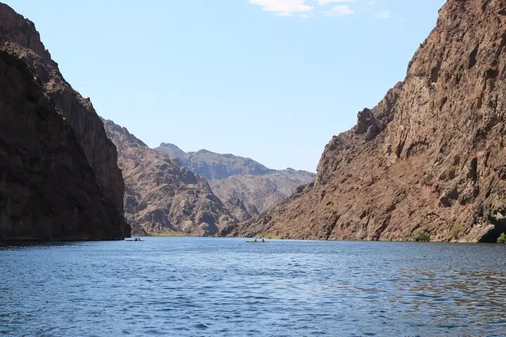Las Vegas & Arizona: Colorado River Kayak Tour to Emerald Cave & More