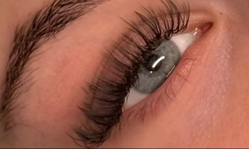 Classic, Hybrid, / Volume Full Set of Eyelash Extensions + 2-week fill