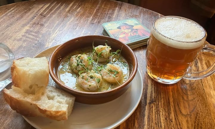 Image 7: For 1, 2 or 4 People: 2-Course Meal with Beer or Wine