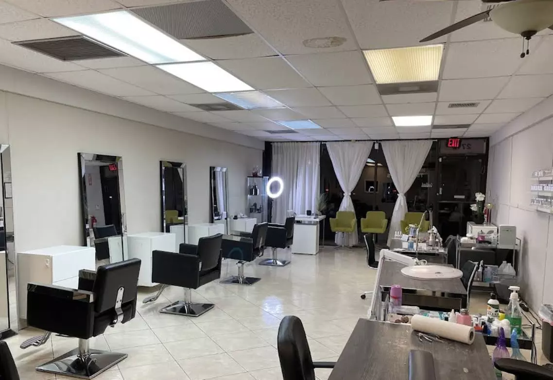 Smooth Keratin Treatments & Professional Haircut for a Flawless Finish