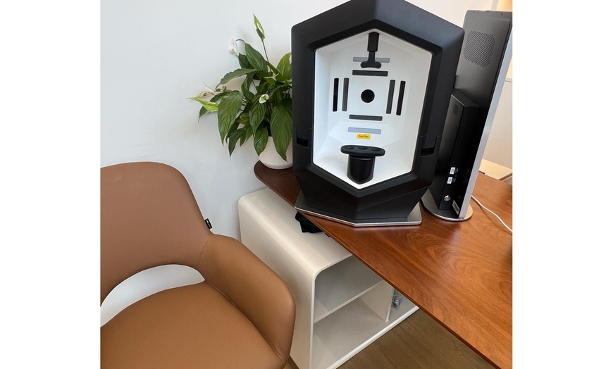 Image 3: Pico Laser Carbon Peel with Complimentary Facial Cleaning
