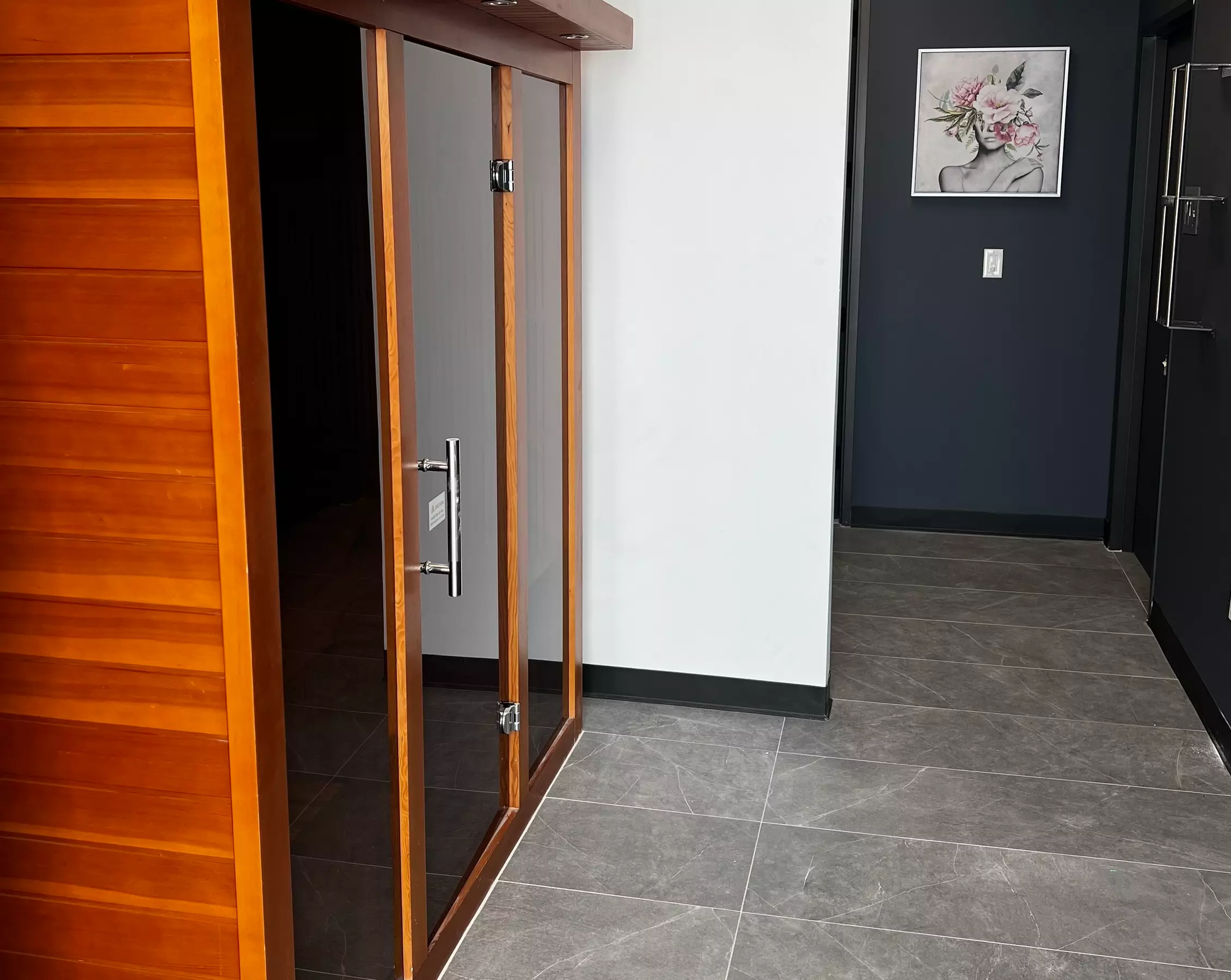Unwind and Relax: Infrared Sauna Therapy