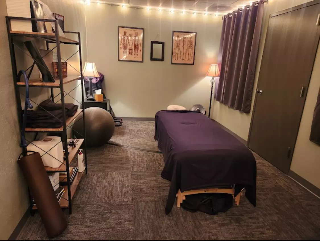 Unwind with One 50 or 100 Minute: Choice of Massage