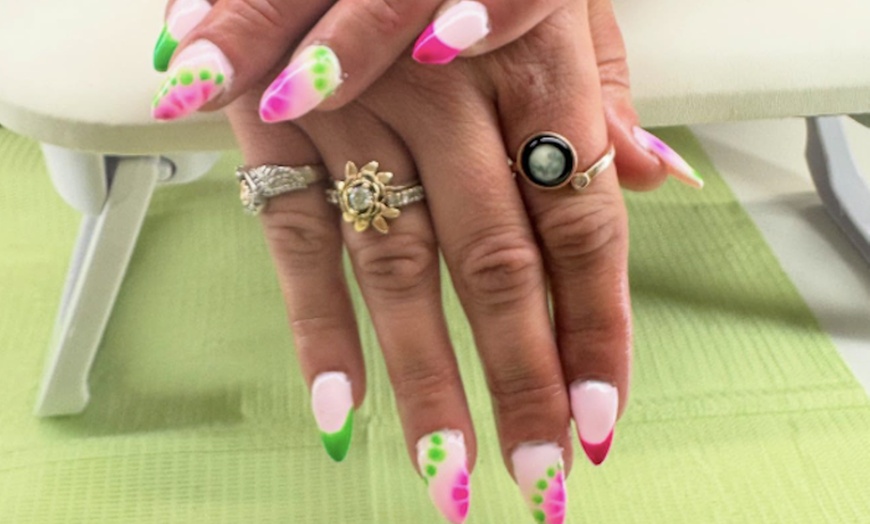 Image 7: Get Ready to Flaunt Flawless Nails w/ a Dazzling Manicure/Extensions!