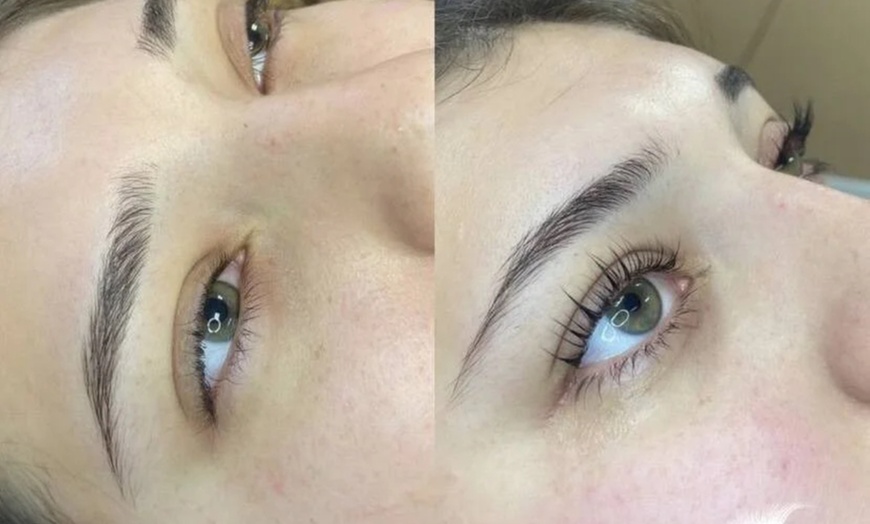 Image 1: Transform Your Lashes with a Lift and Tint Combo