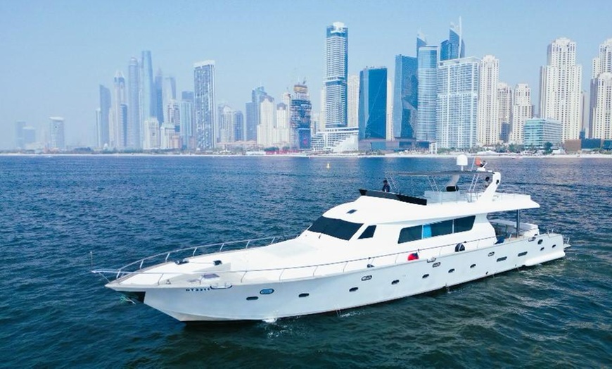 Image 4: Enjoy 105-Feet Luxury Yacht - 1, 2, 3, or 4 Hours for up to 50 PAX