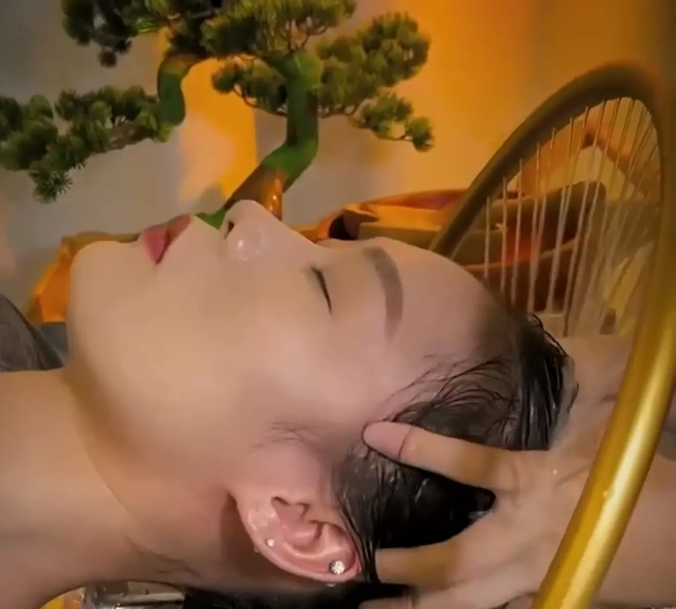 60 or 90-Minute Signature or 90-Min Special 4-Hand Thai Scalp Therapy