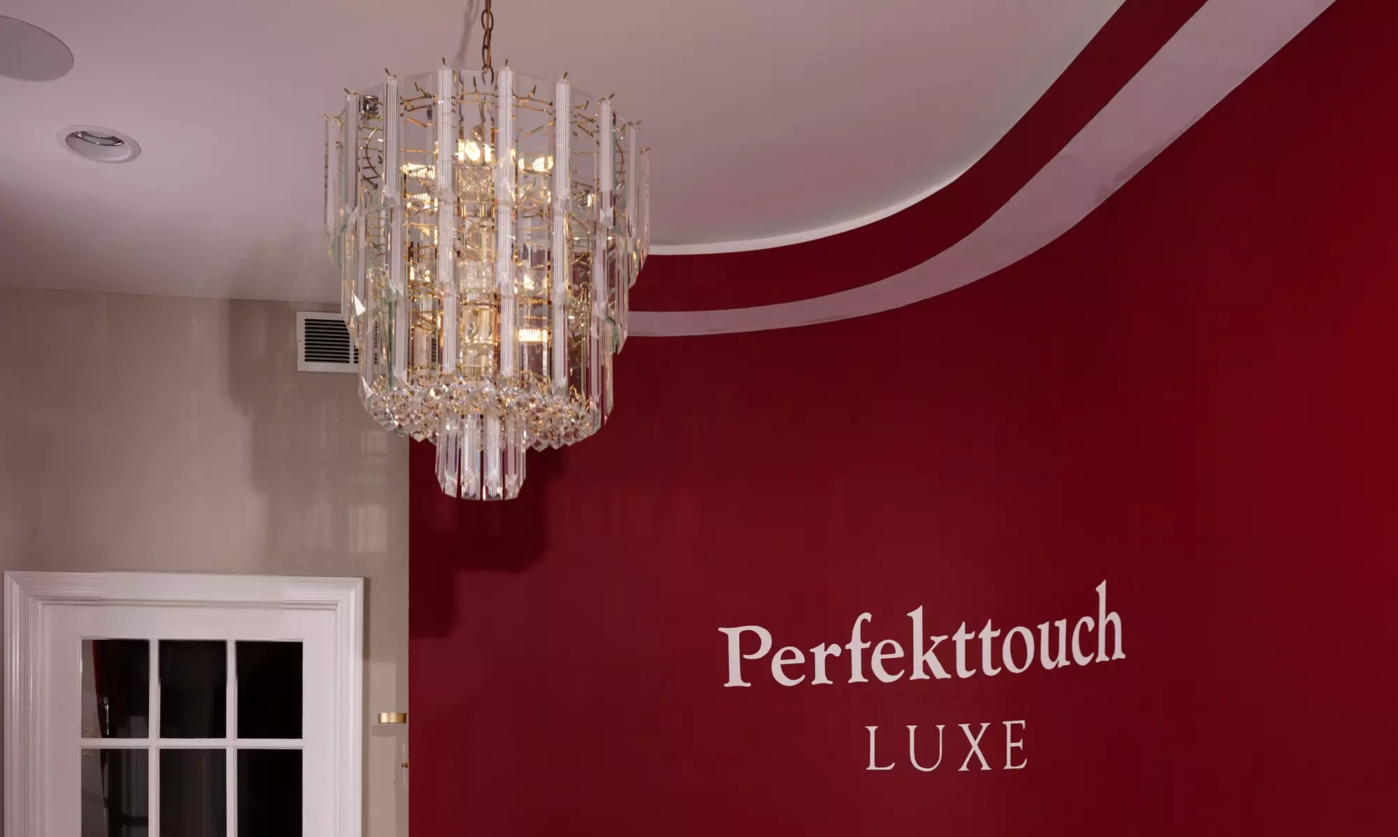 60 or 90-Min Swedish or Deep Tissue Massage or Pamper Me Solo Package