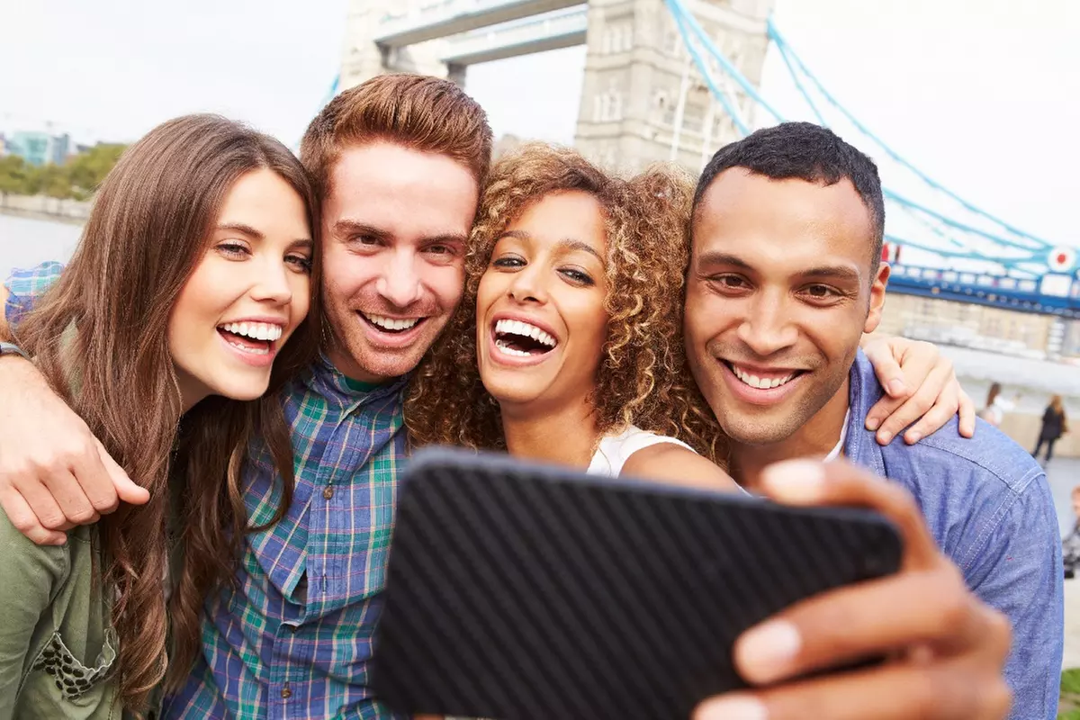 Scavenger Hunt (Tour) - Adult Only at London Premier Walking Tours