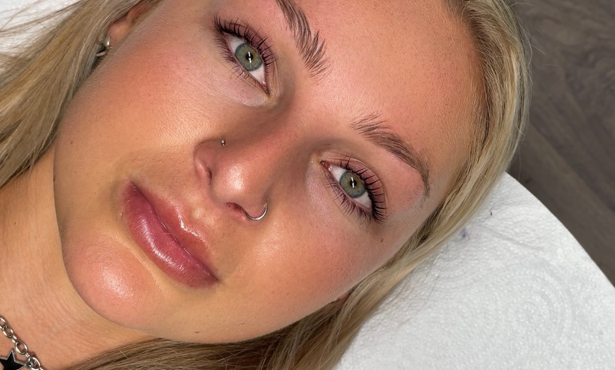 Image 5: Up to 50% Off on Eyelash Extensions at BareGlow