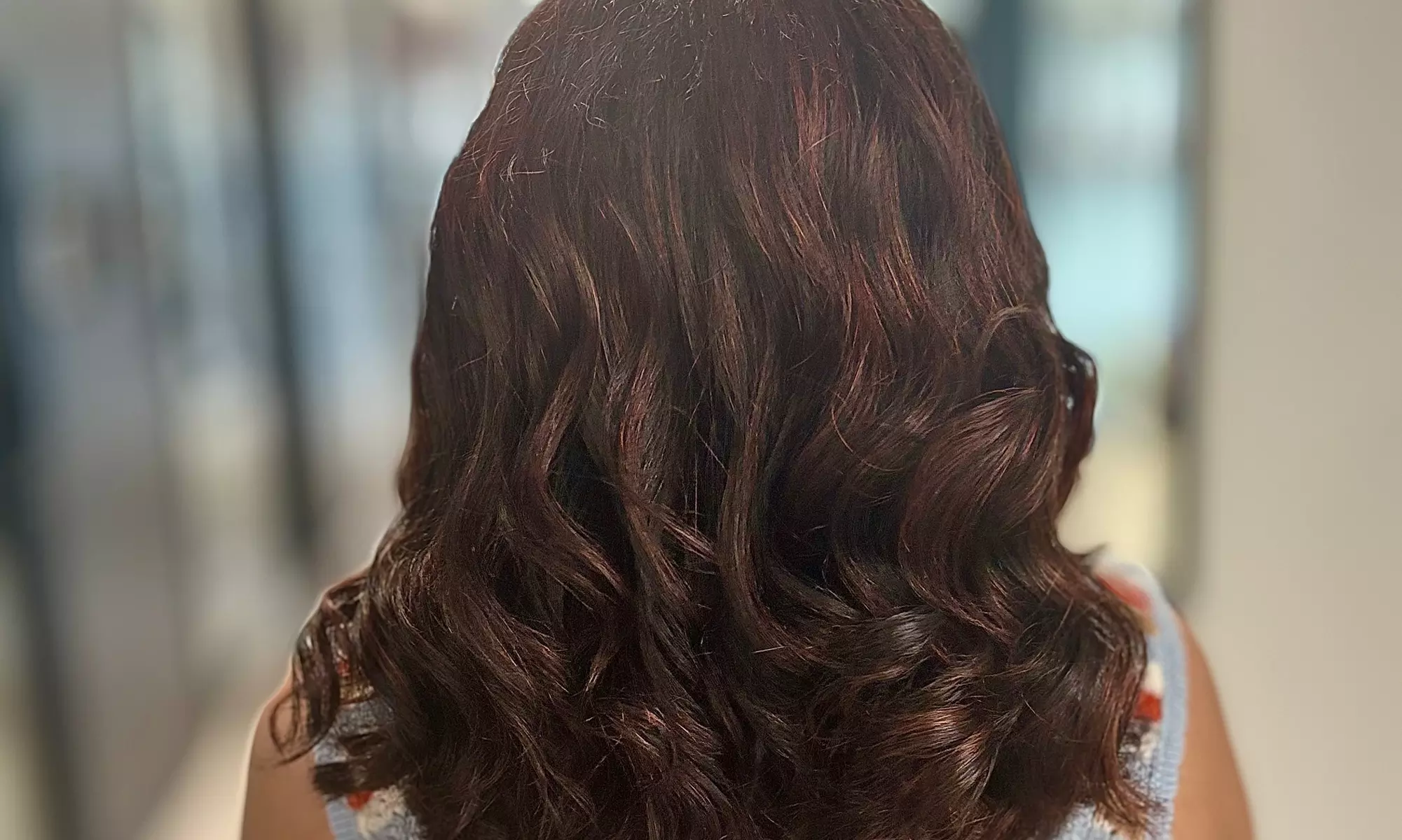 Transform Your Look with a Woman's Haircut, Color, Style