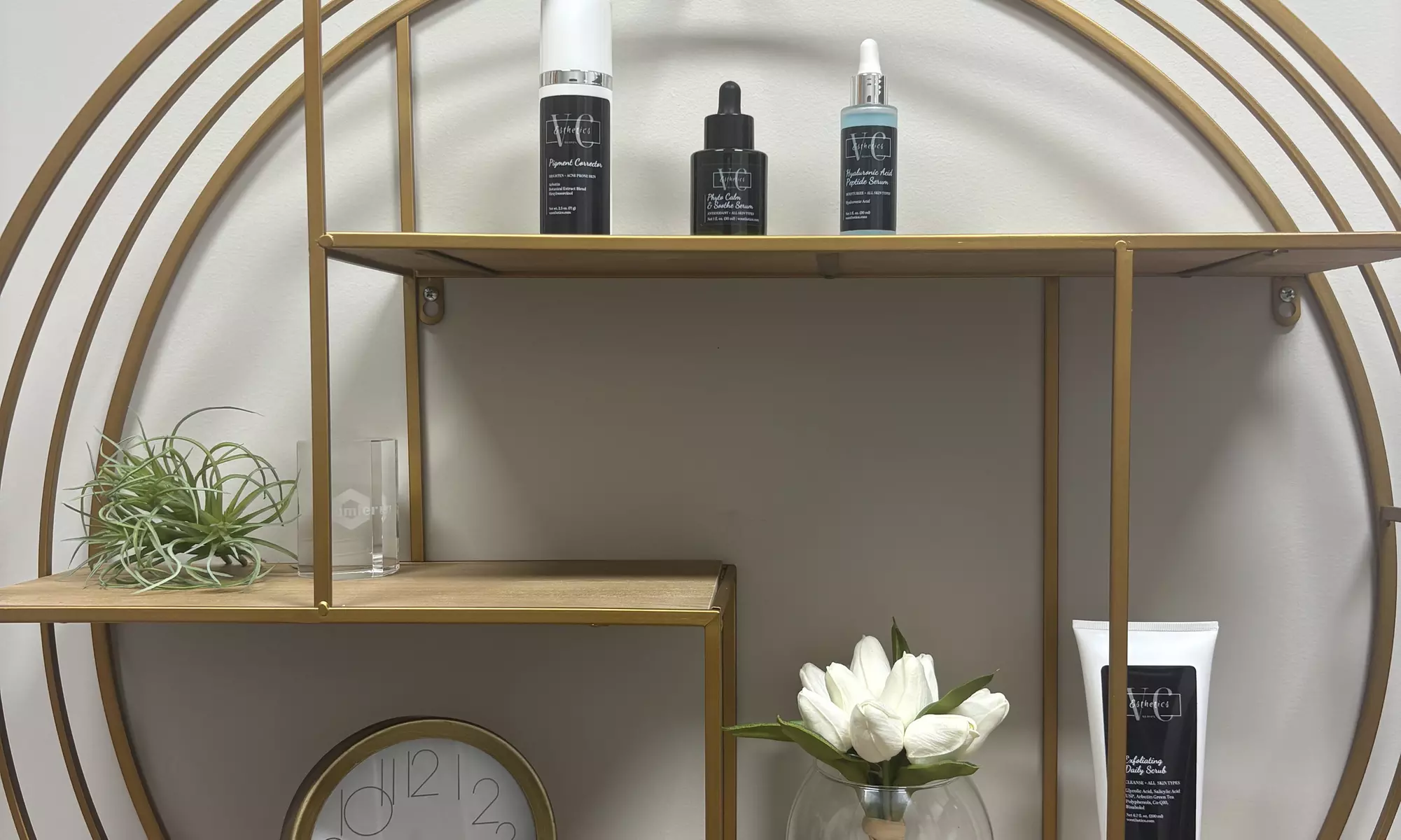 Daxxify Treatments with 20, 40, or 60 Units to Smooth Wrinkles
