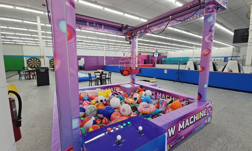 Image 4: Enjoy Street Curling Rental in Augusta Area