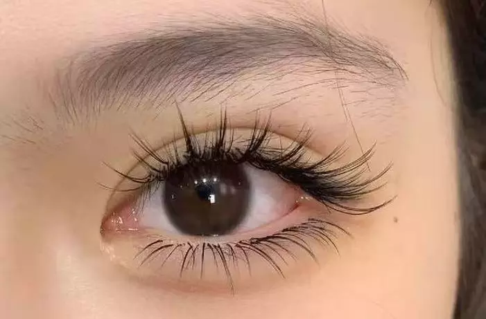 Up to 37% Off on Eyelash Extensions at summer nail spa &lash