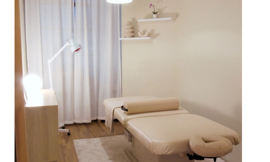 Image 4: 90-Minute Initial Acupuncture or Acupuncture & Cupping Session
