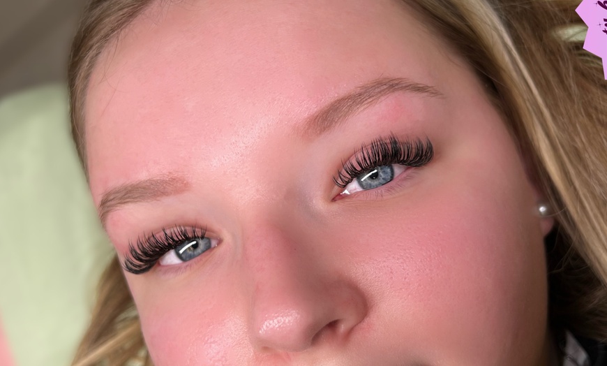 Image 3: Free Two Week Fill with Purchase of Full Set