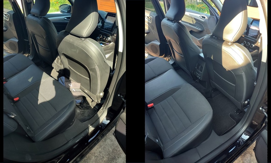 Image 2: Nettoyage automobile intérieur complet avec shampoing des sièges
