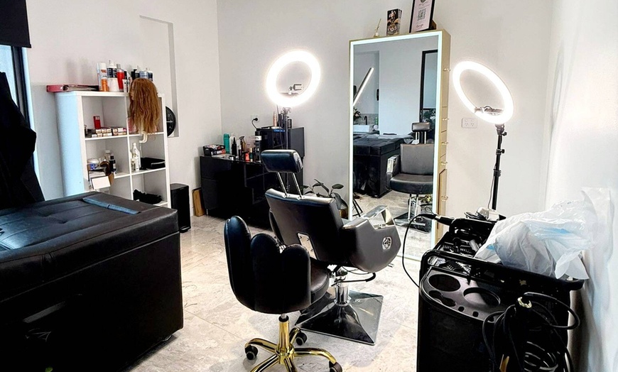 Image 4: Japanese Head Spa w/ Hot Stone Massage, LED Therapy, Steaming and More