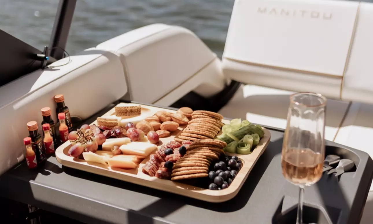 Exclusive 1 or 2-Hour Premium Private Charter for Up to 12 Guests