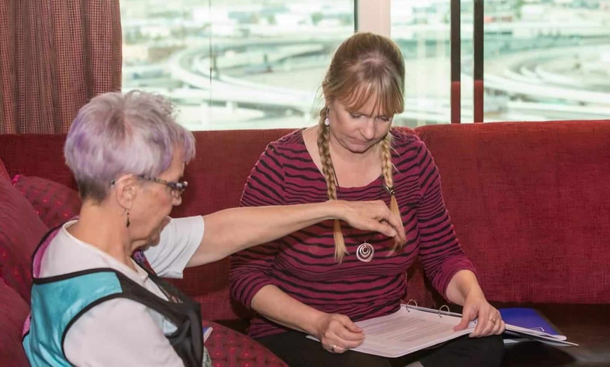 Image 4: Up to 90% Off on Virtual Hypnosis Course