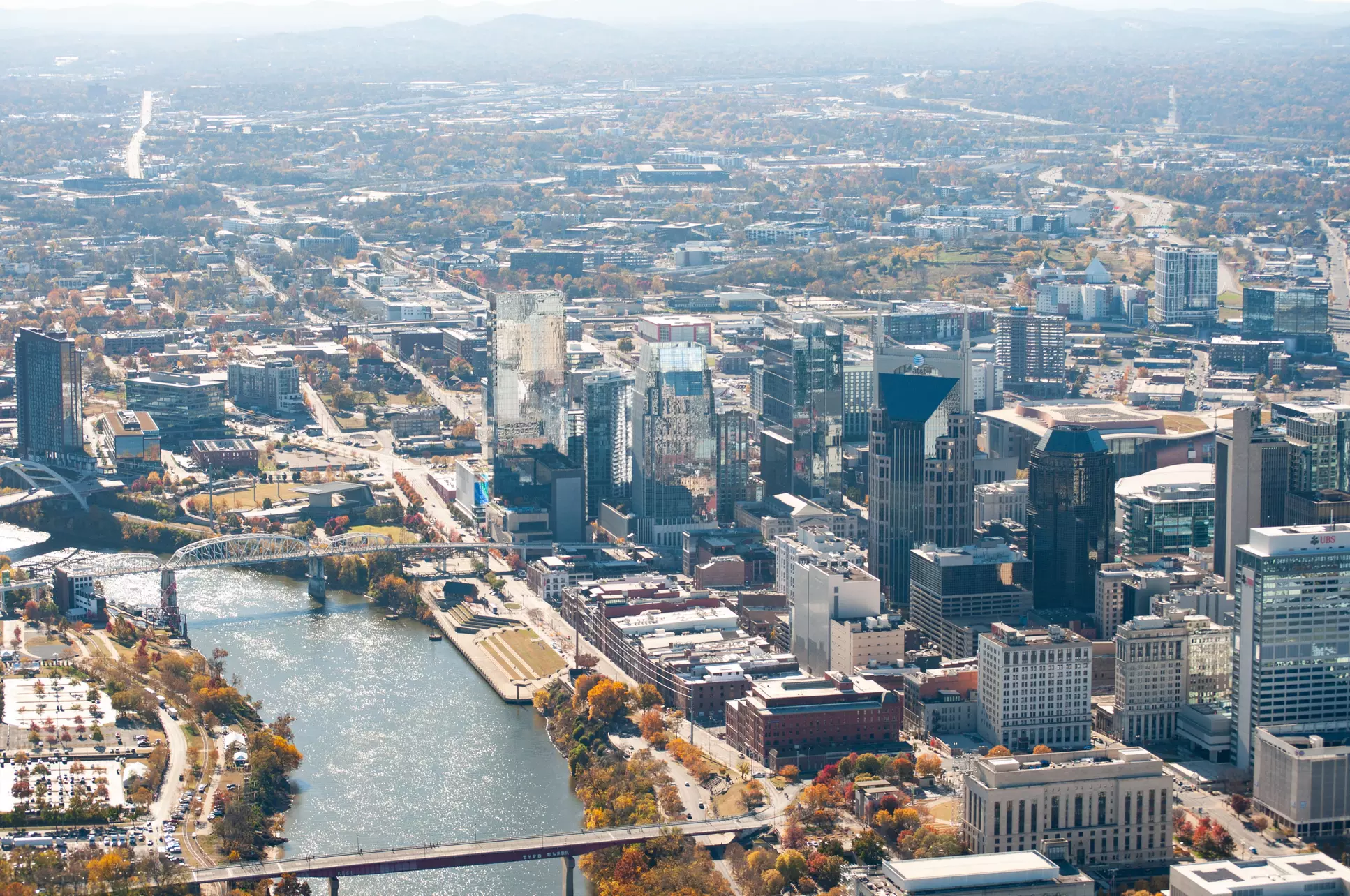 Private Helicopter Tours Over Nashville's Iconic Skyline and Landmarks