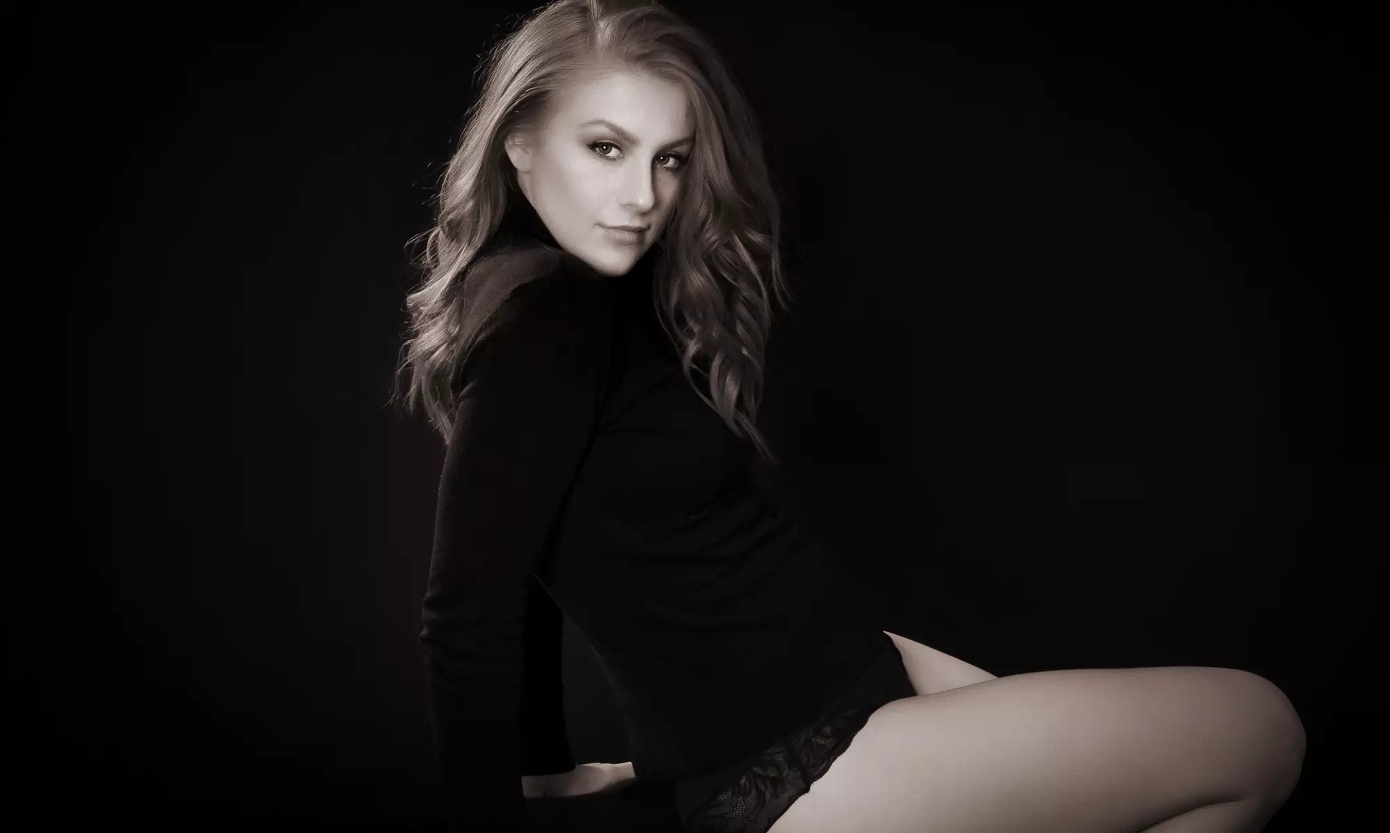 Glamour Shoot + Soft Copy + Prints