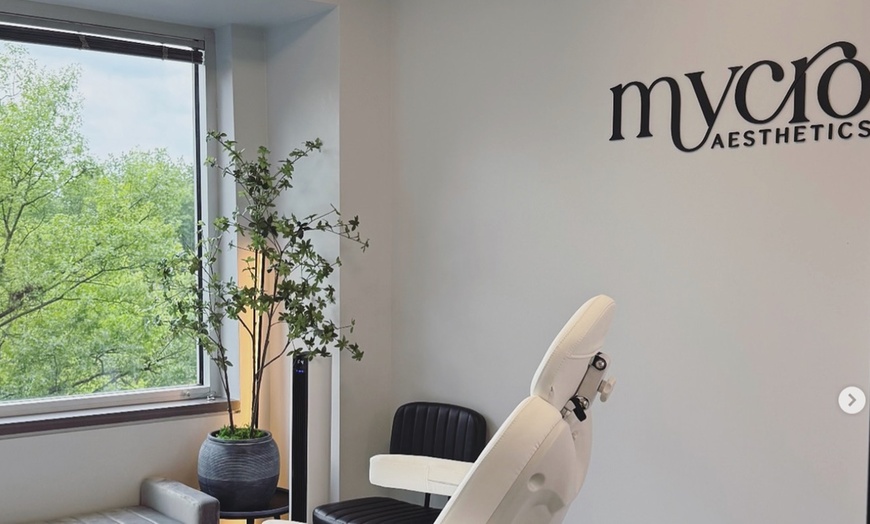 Image 4: Up to 71% Off on Dark Circle/Under Eye Treatment at MycroAesthetics