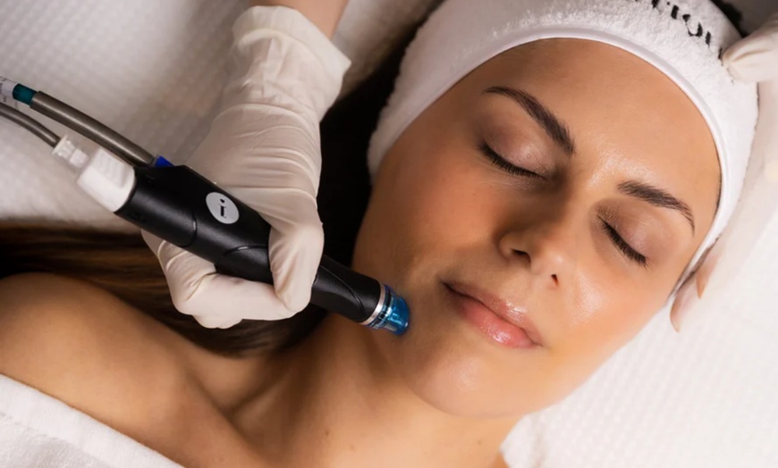 Image 1: Een stralende huid: Hydraface-behandeling van 60 minuten