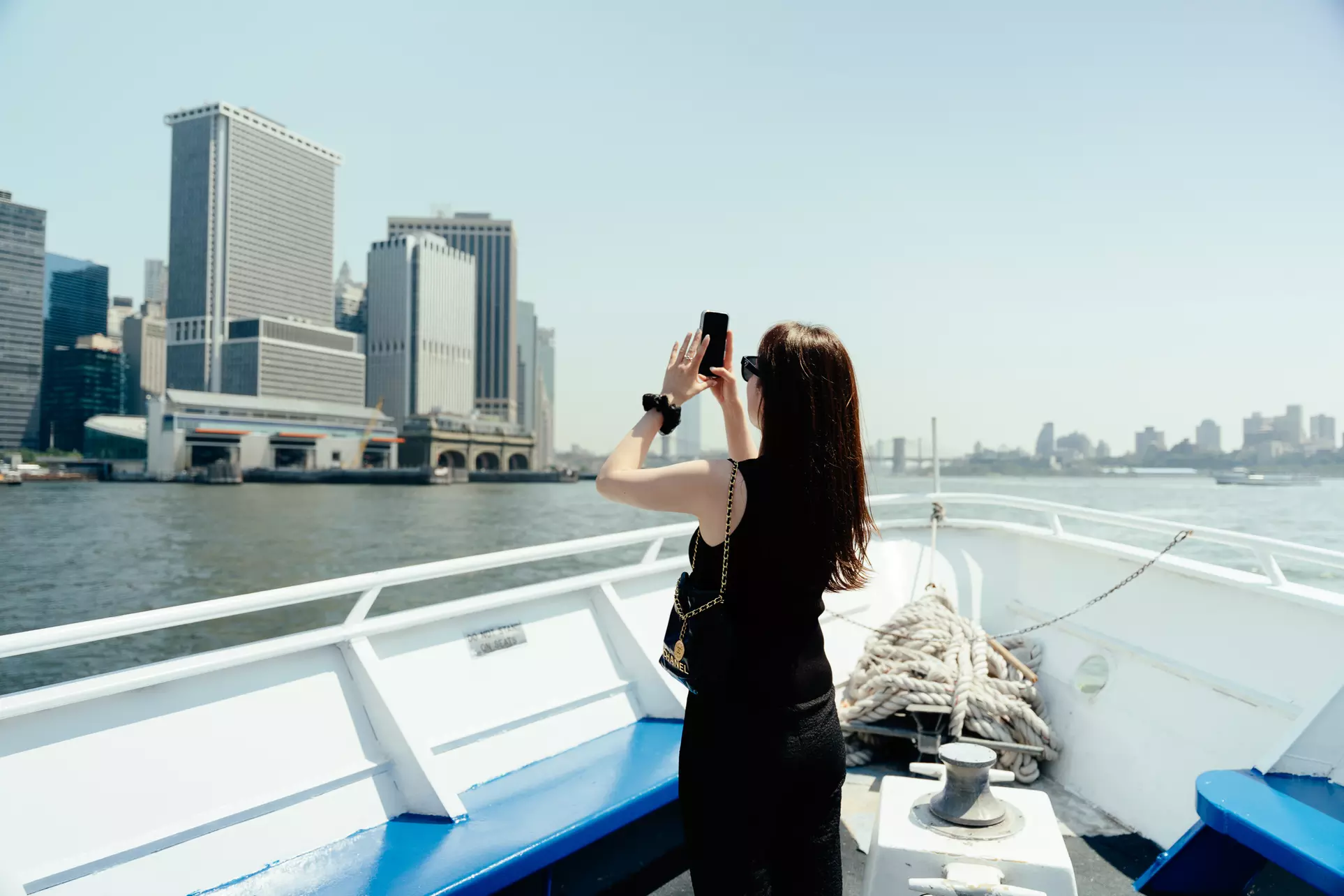 VIP NYC Boat Tour: Liberty Views & Souvenirs for Groups of 1–10