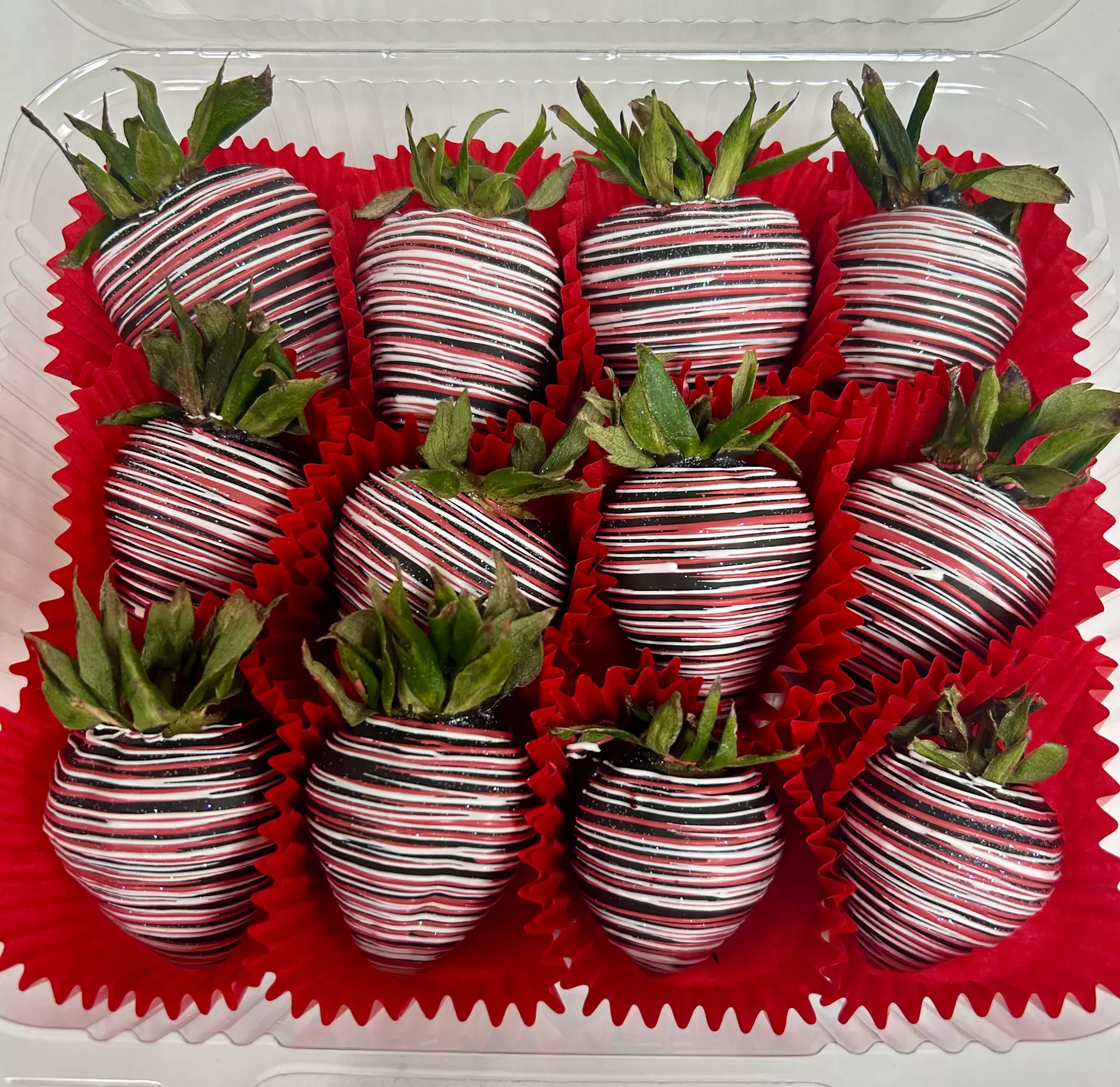 Designer Dipped Strawberries – Pick Your Flavor or Fun Topping Mix!
