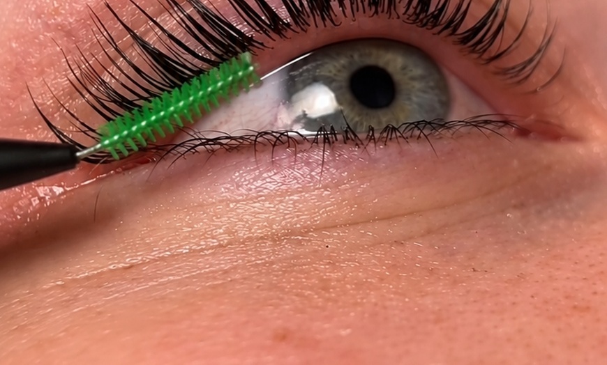 Image 2: Up to 48% Off on Eyelash Perm at TATA PESTANA