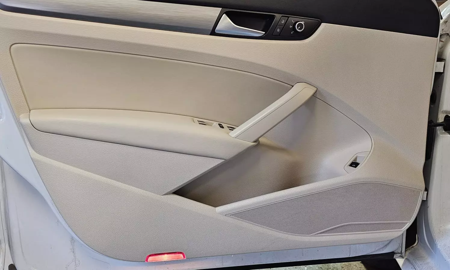 Premium Refresh Detail for 7-Seater SUVs/Sedans/Hatchbacks and More