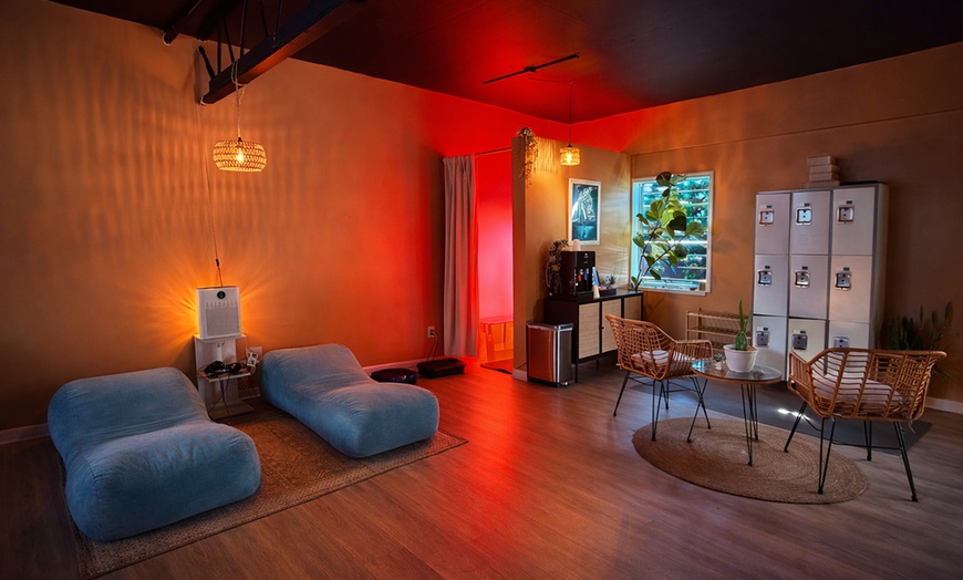 Image 3: Relax with Sauna and Cold Plunge for One or Two