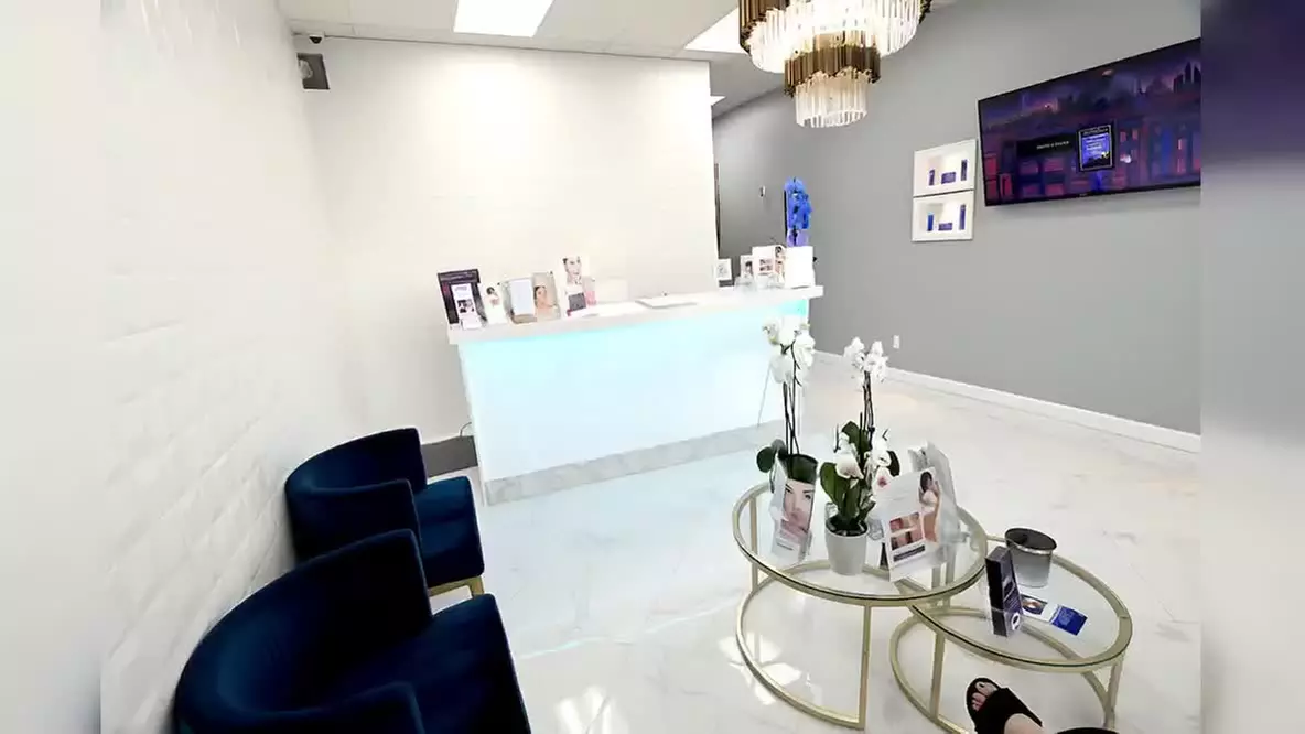 Achieve a Youthful Glow with 20, 40, or 60 Units of Daxxify