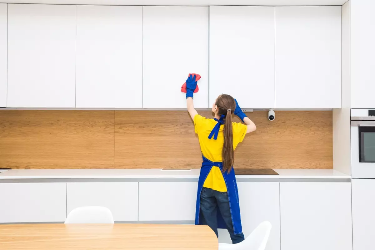 Up to 78% Off on Deep House Cleaning at E-Z Clean