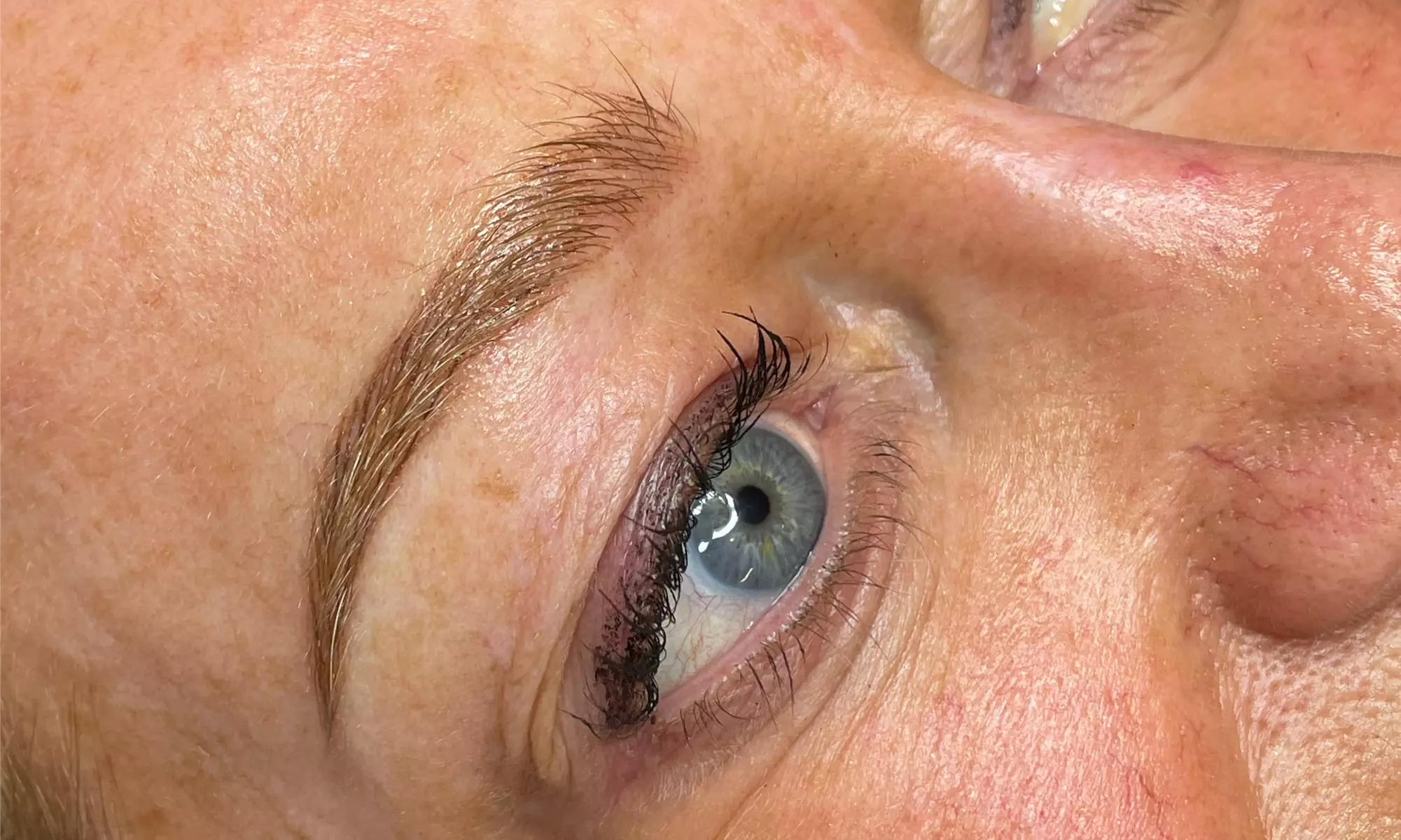 Up to 32% Off on Permanent Makeup at Lovesome Beauty Lounge