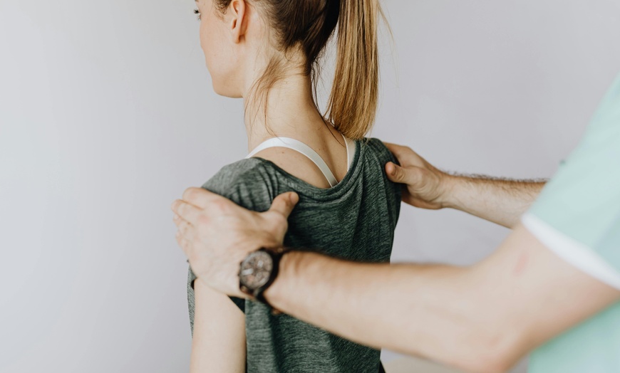 Image 4: Chiropractic Medical Assessment w/ Treatments or Regular Visit & More