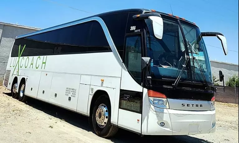 Up to 36% Off on Bus Tour at Cheap bus tickets - Primary Image