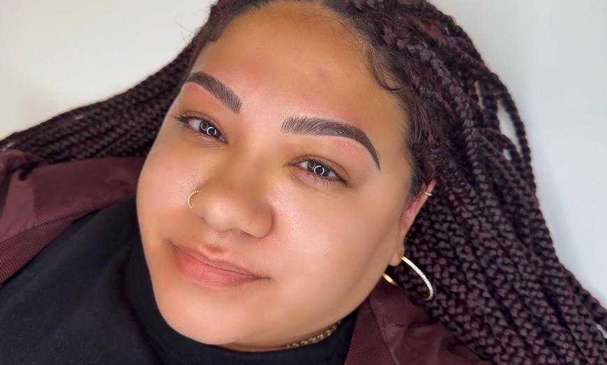 Image 2: Get Stunning Ombré Shading & Nano Combo Brows