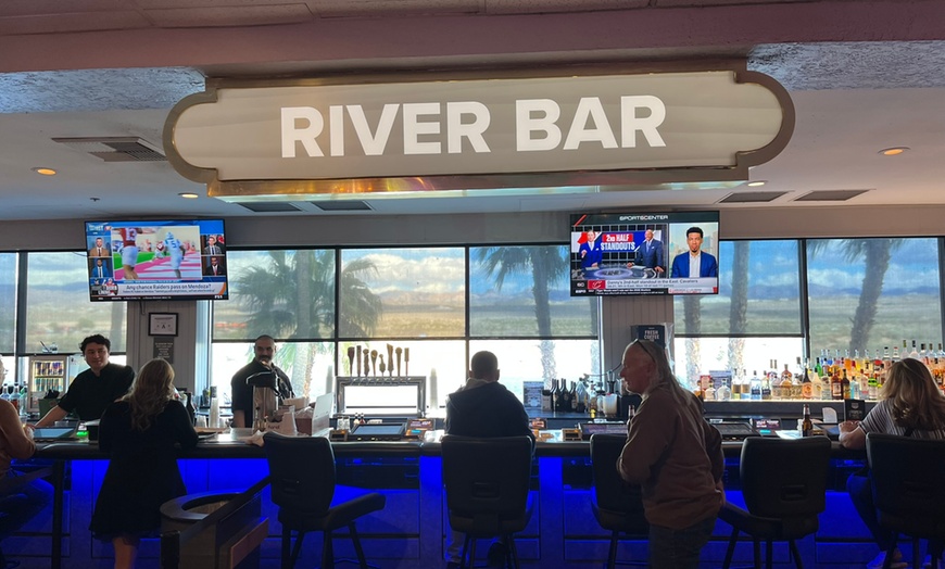 Image 13: Las Vegas to Laughlin - 8-Hour Riverside Refresh Day Tour