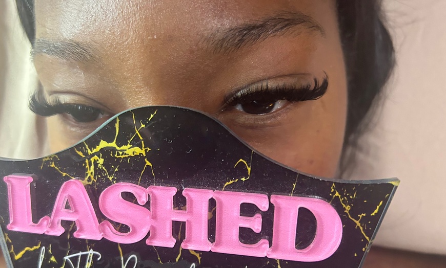 Image 5: Effortless Beauty: Transform Your Look With Full Set & Fill-In Lashes
