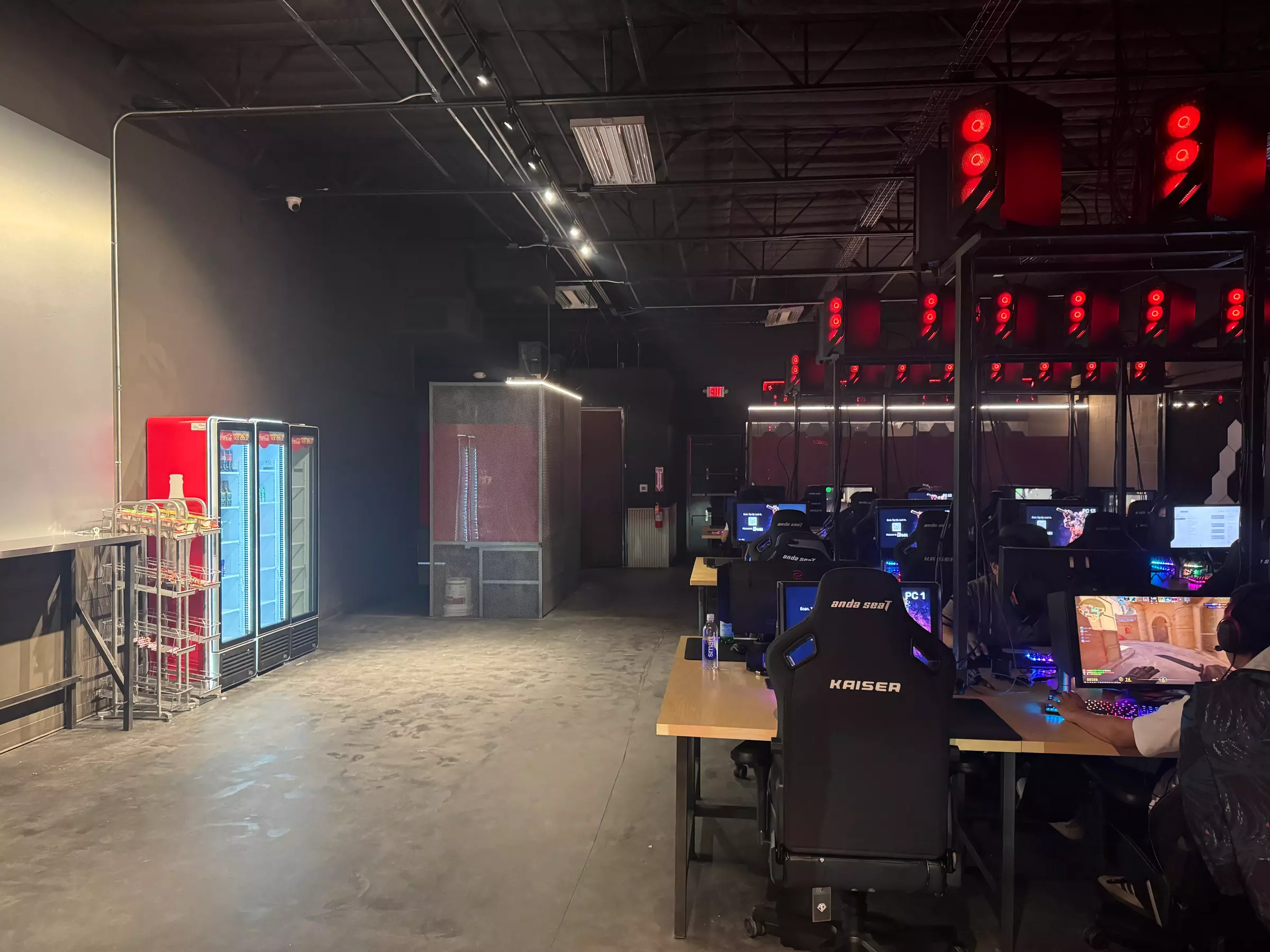 E-Sports Gaming Cafe in Stafford – High-End PC & Console Gaming