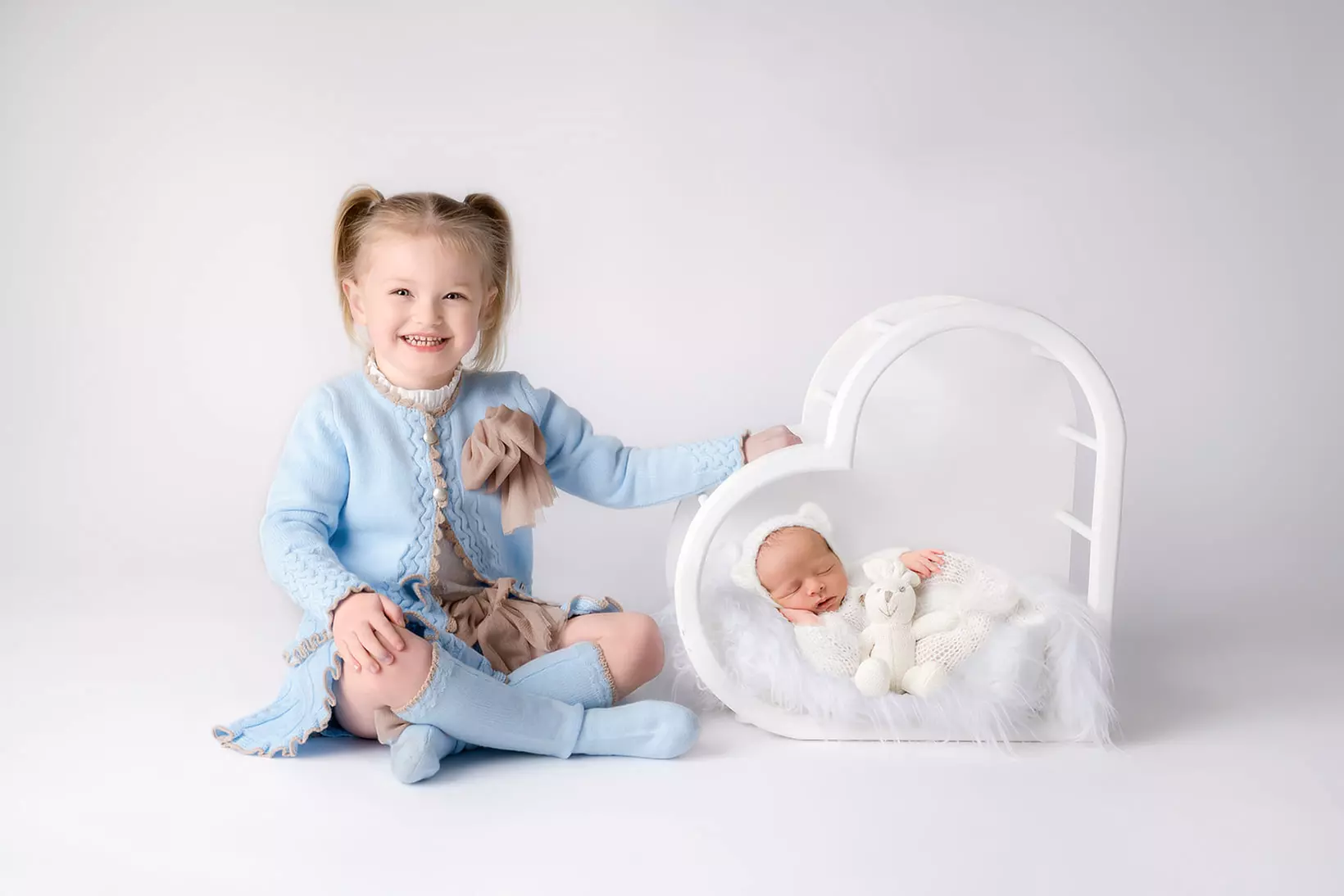 Newborn Photoshoot with Print